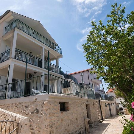 Apartments Ivica Primosten Luaran gambar